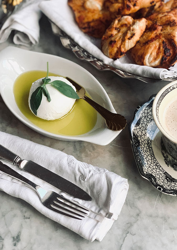 Mozzarella with Lemon Olive Oil &ndash; Made by Mama US