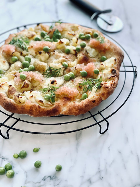 Potato, roe and peas Pizza